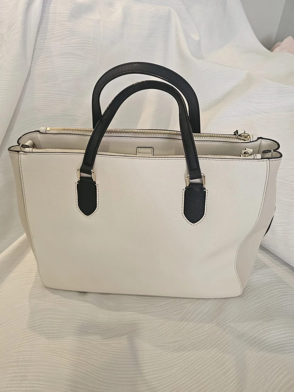 kate spade Laurel Way Leighann Cream Leather Tote with Black Handles